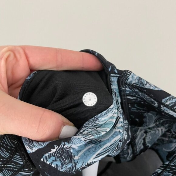 Lululemon Train Times 7/8 Pant 25" Eternal Wave Starlight Black Size 6 - Picture 4 of 8